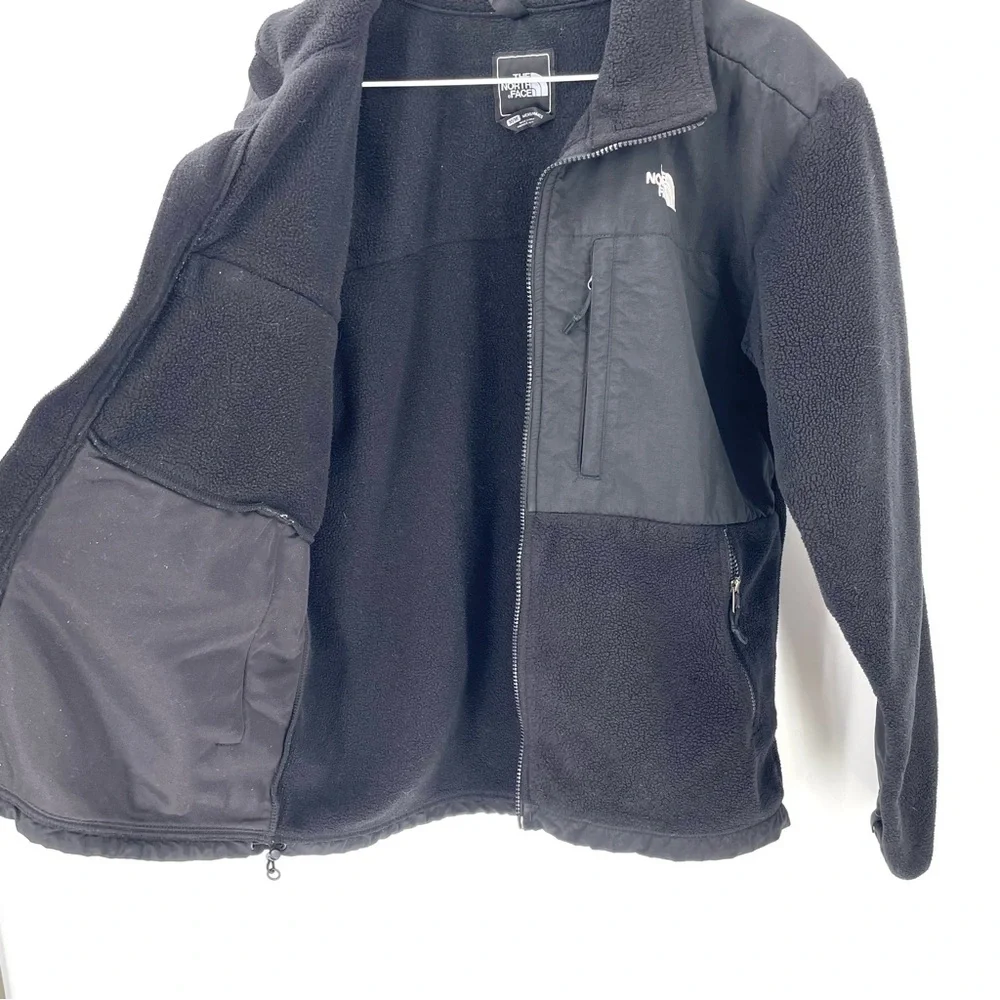 The North Face Full Zip Multi Pocket Fleece Long Sleeve Retro Denali Jacket Coat